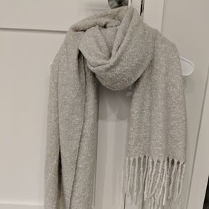 Aerie blanket scarf